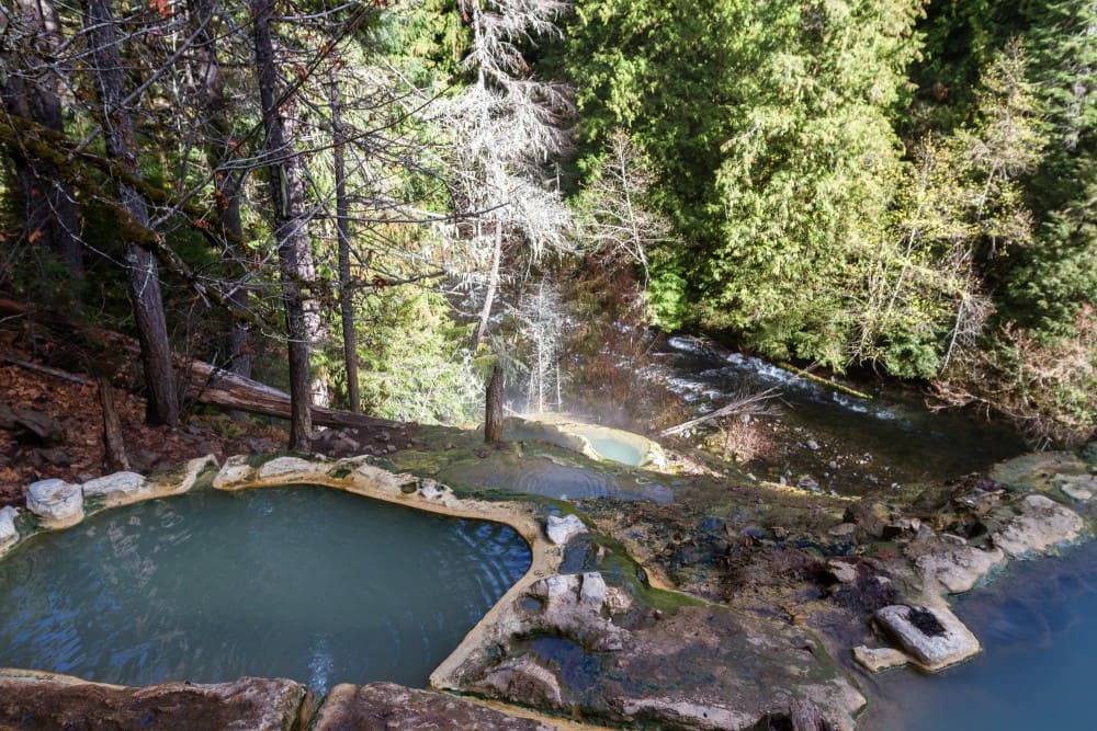7 Oregon Hotels With Hot Springs 2025 Guide HotSprings Co Hot Spring Pools In Oregon Forest 