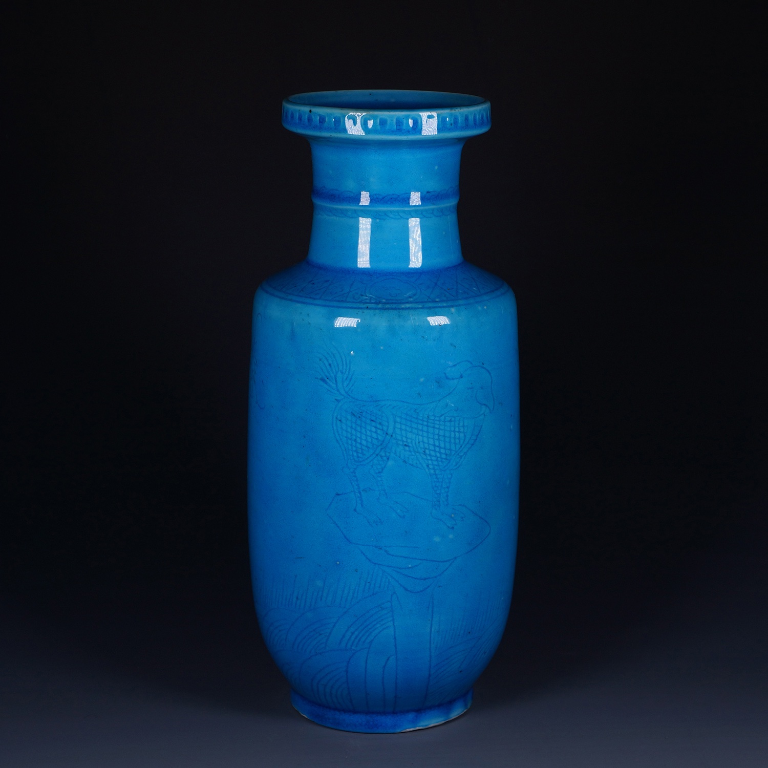 C. 1912-1949 民国 孔雀蓝釉暗刻海兽纹棒槌瓶