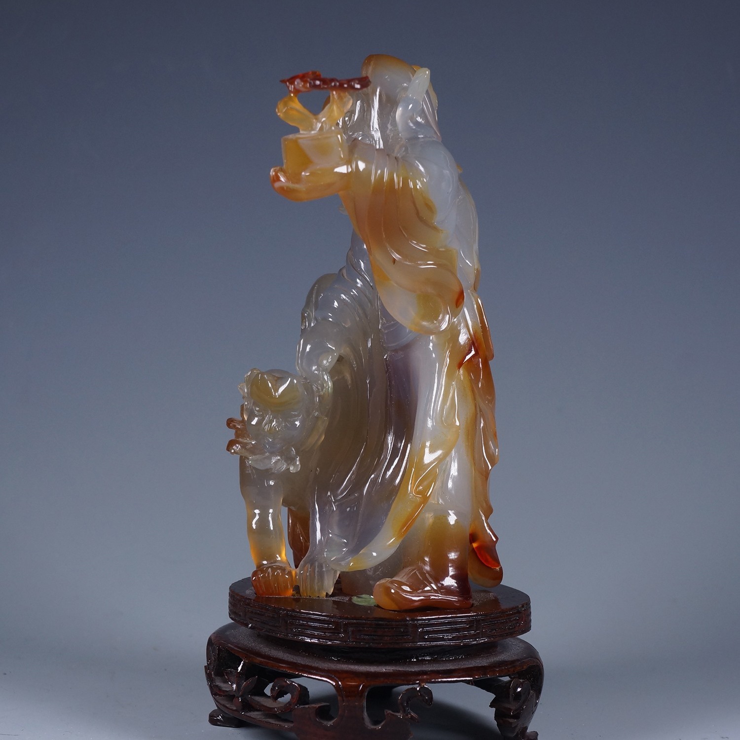 C. 1912-1949 民国 玛瑙立体镂空圆雕钟馗人物摆件