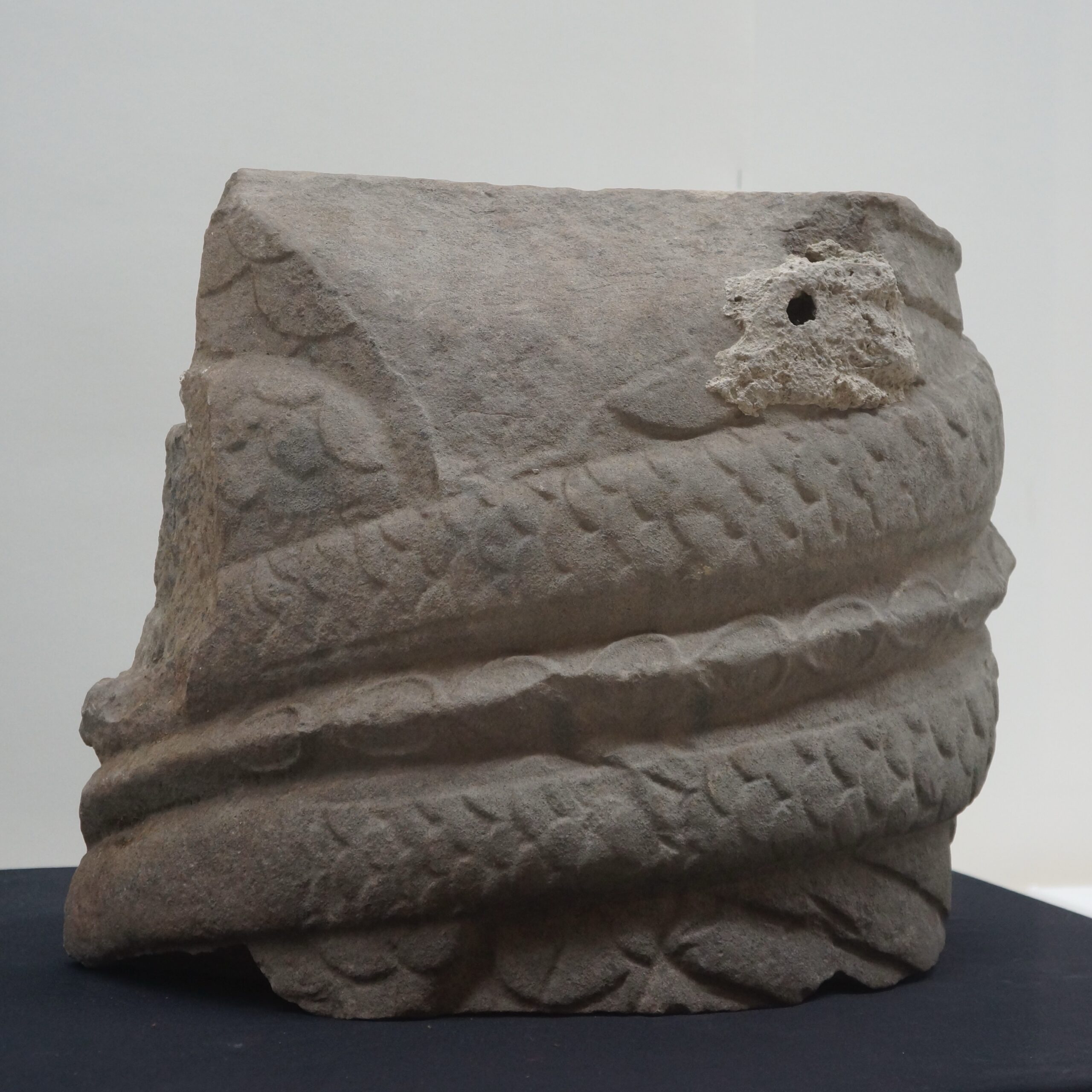 17thC. 冲绳旧首里城正殿大龍柱下部石雕