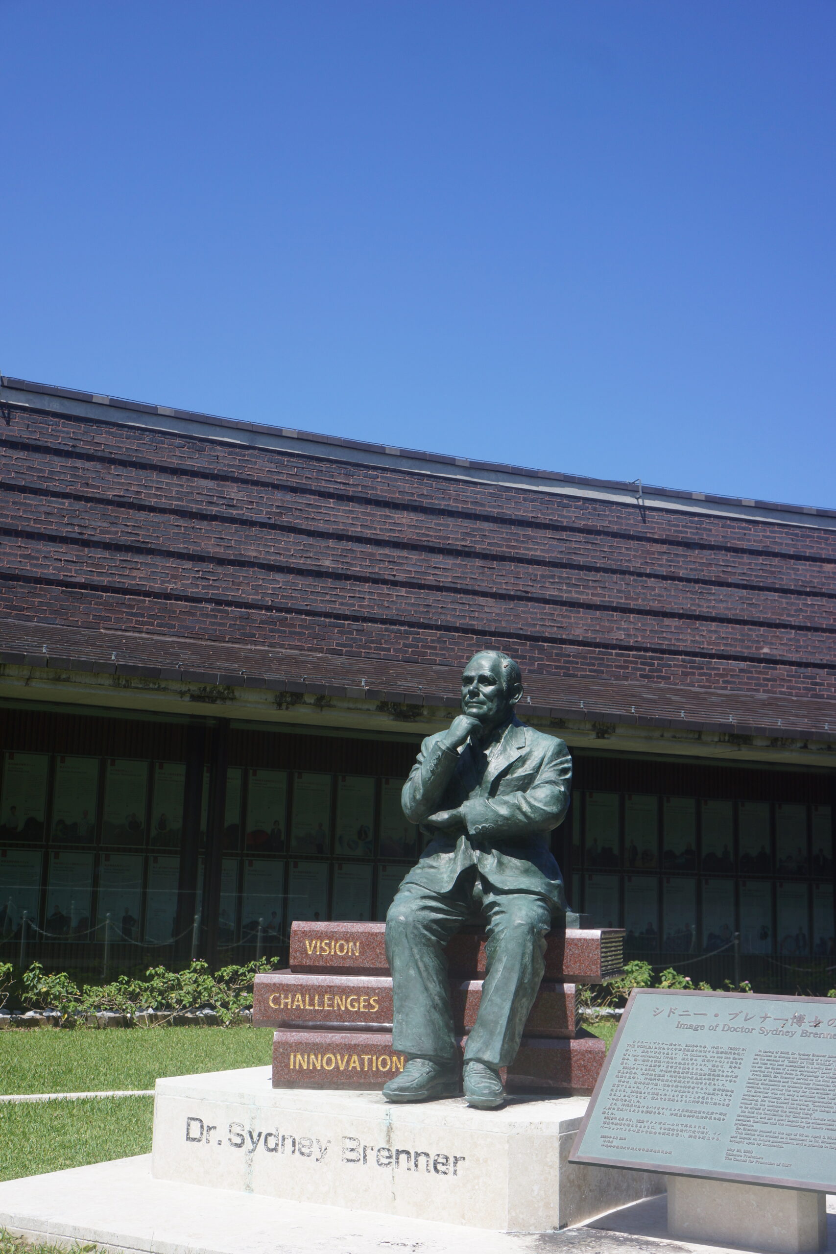 tweet image
