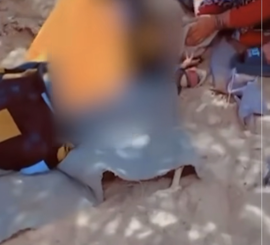 إستياء عارم بموريتانيا بسبب فيديو لسيدة تضع مولودها وسط الشارع بعد طردها من مستشفى حكومي