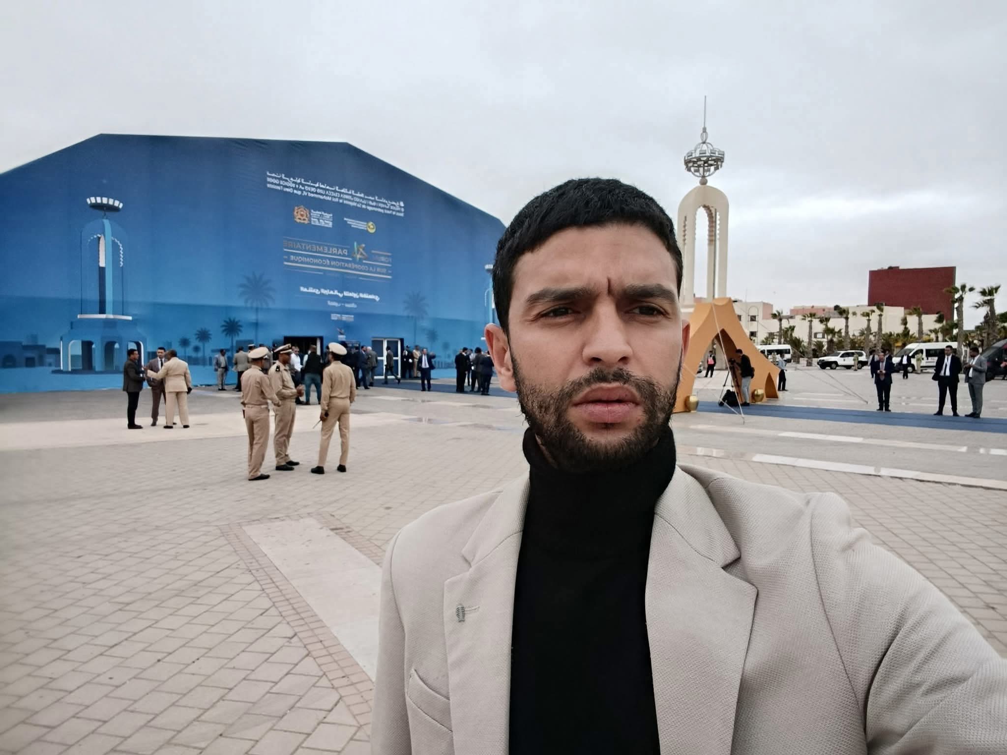 توقيف الصحفي محمد اليوسفي إثر إعتزامه المشاركة في وقفة احتجاجية بالعيون