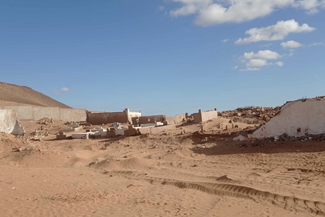 سقوط جدار مقبرة بحي تيكريا يثير إستياء ساكنة طانطان