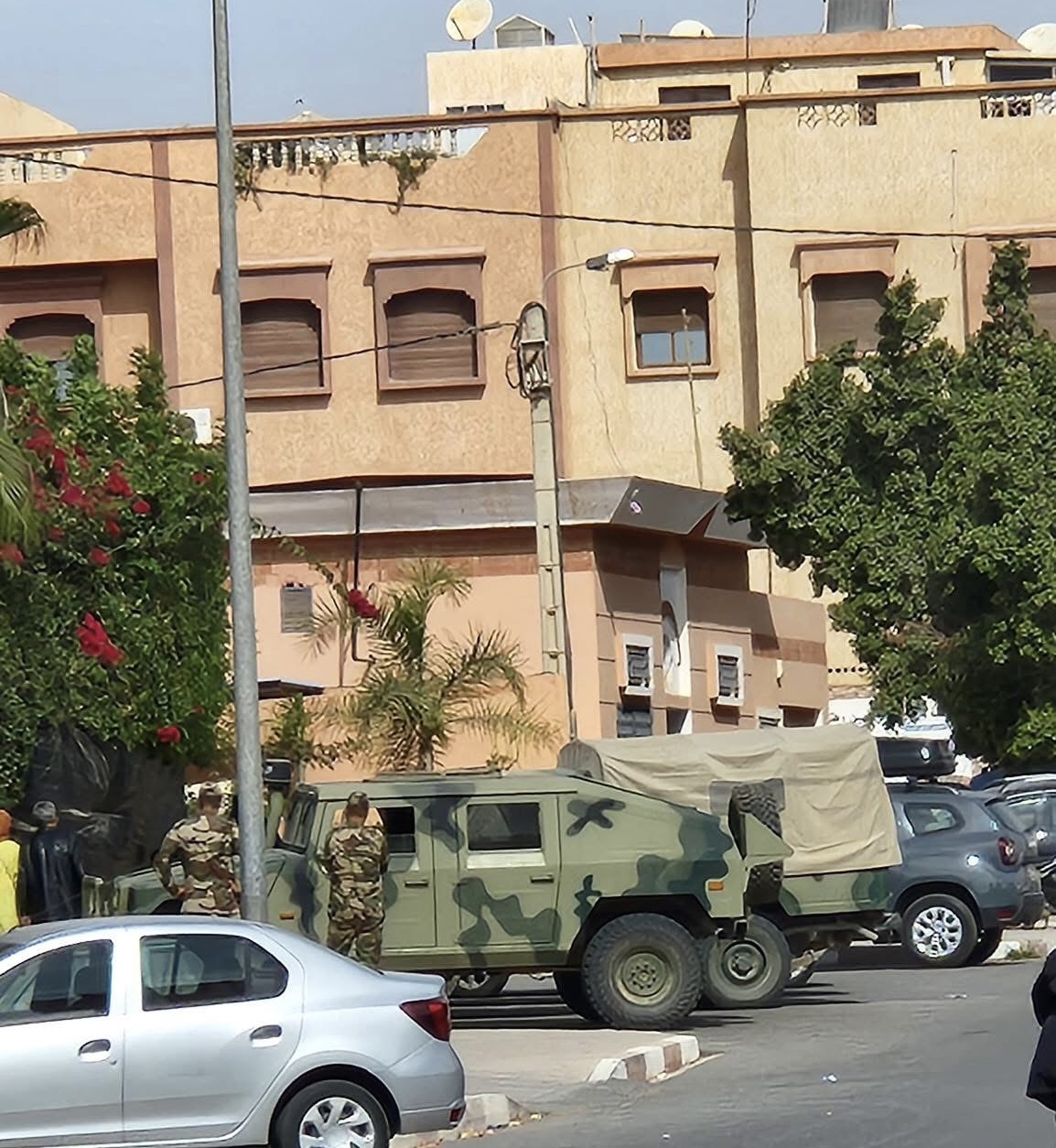 أنباء عن تدخل الجيش بالقليعة بعد أحداث دامية ليلة أمس خلفت قتيلين