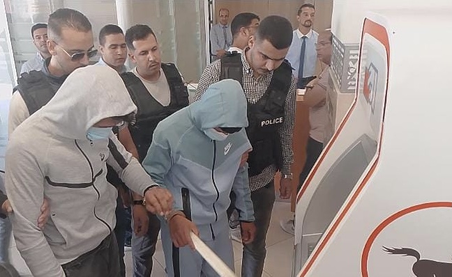 تفكيك عصابة متورطة في سرقة وكالة بنكية ومحلات تجارية بالداخلة