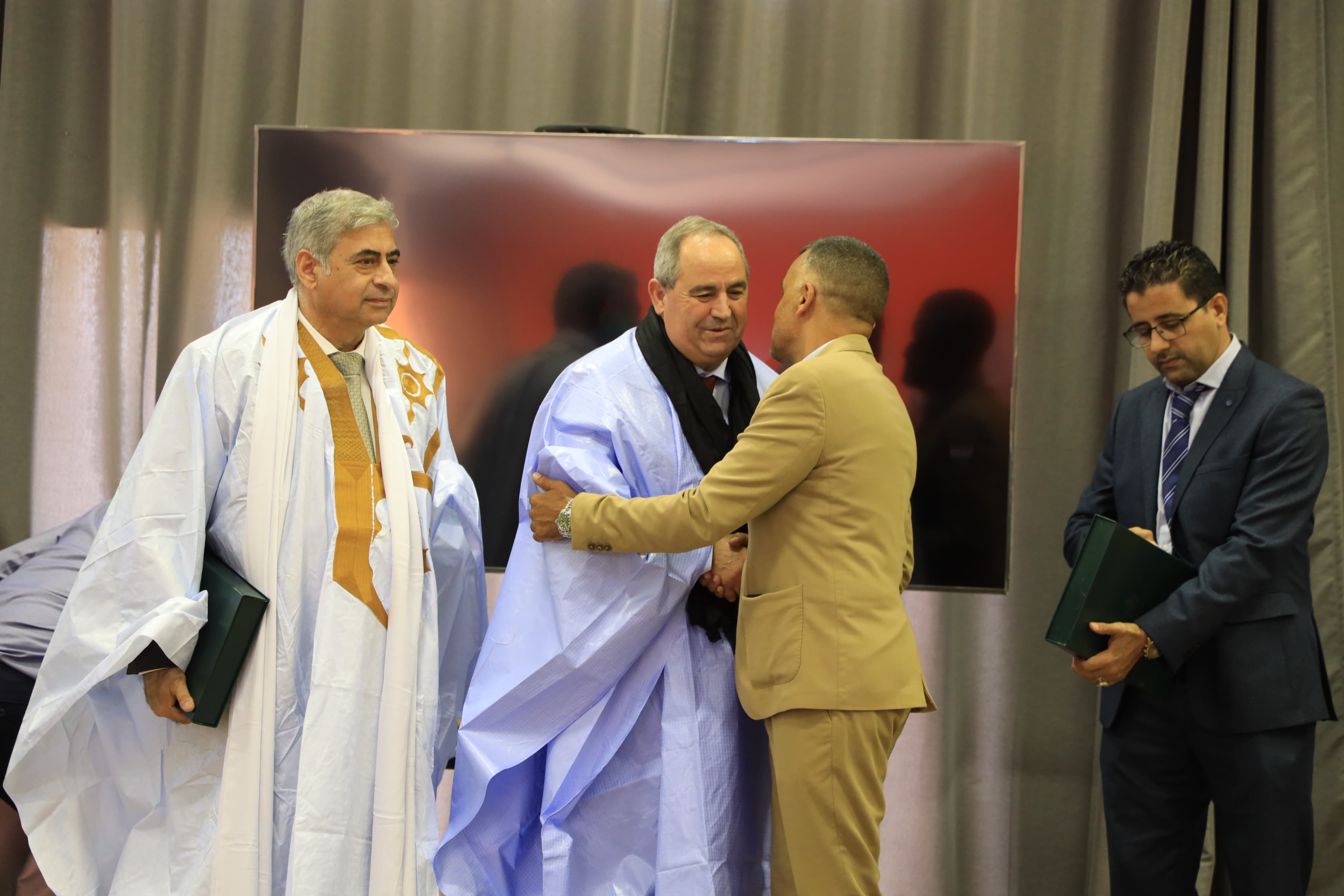 العيون تحتضن توقيع عقود تطوير الجامعات العمومية 2025–2027 دعماً لإصلاح التعليم العالي و تعزيز نجاعة  الأداء