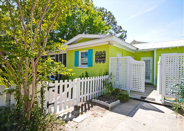 Historic homes and cozy cottages available now! Tybee Island Vacation - Mermaid Cottages