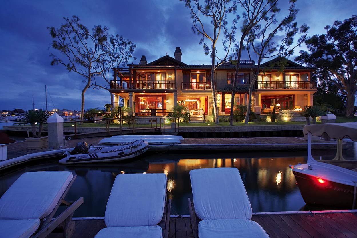 The internet and satellite television have increased the desire for american products and services around the world. 20 Multi-Million Dollar Lake Homes That Will Blow You Away