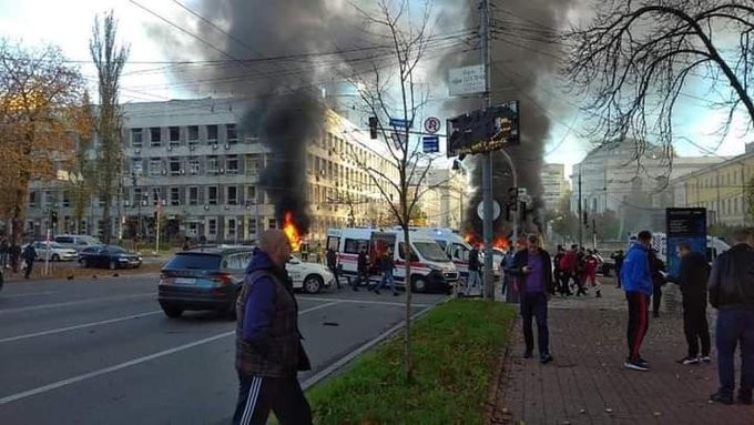 Russian Missiles Bombard Kyiv, Four Other Cities In Response To Crimea Bridge Attack | Videos