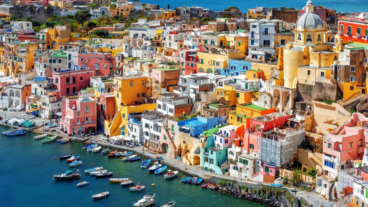 7 Best Italian Islands You Should Visit in 2023