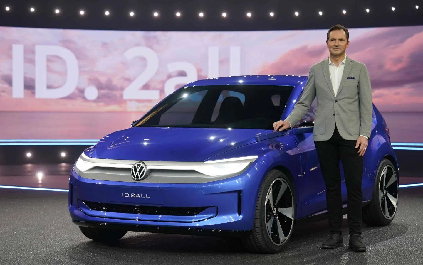 Volkswagen Beats Elon Musk’s Tesla in Revealing $25,000 Car for the Masses