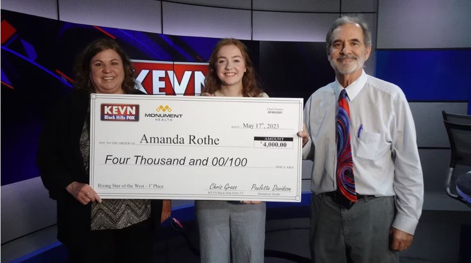 Rising Star Winners Awarded Scholarships