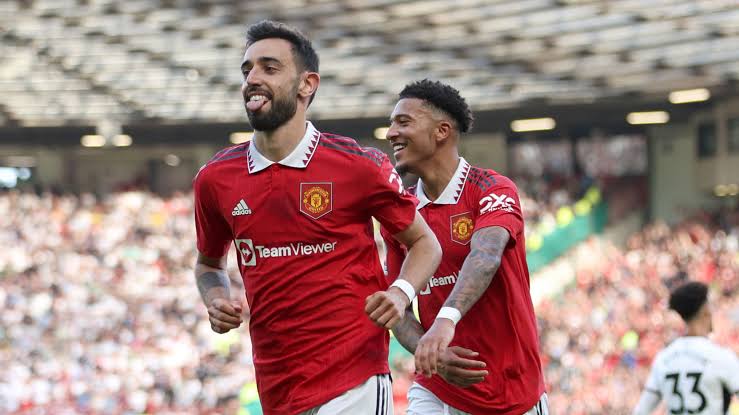 Man United Rally to Beat Nottingham Forest, Arsenal Held By 10-man Fulham
