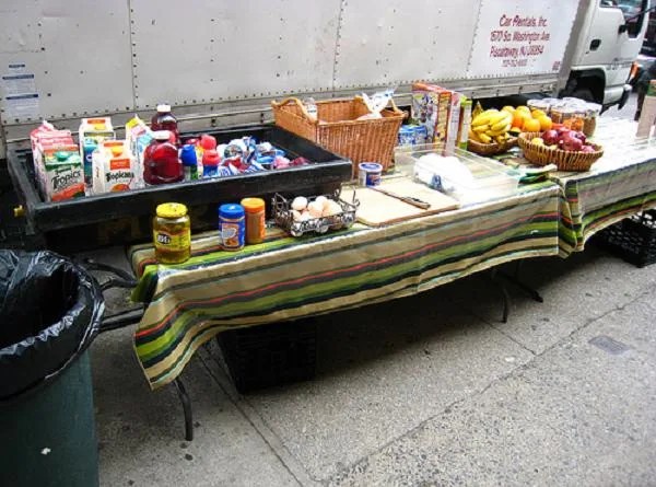 Feeding the Crew: The Ultimate Crafty and Catering Guide