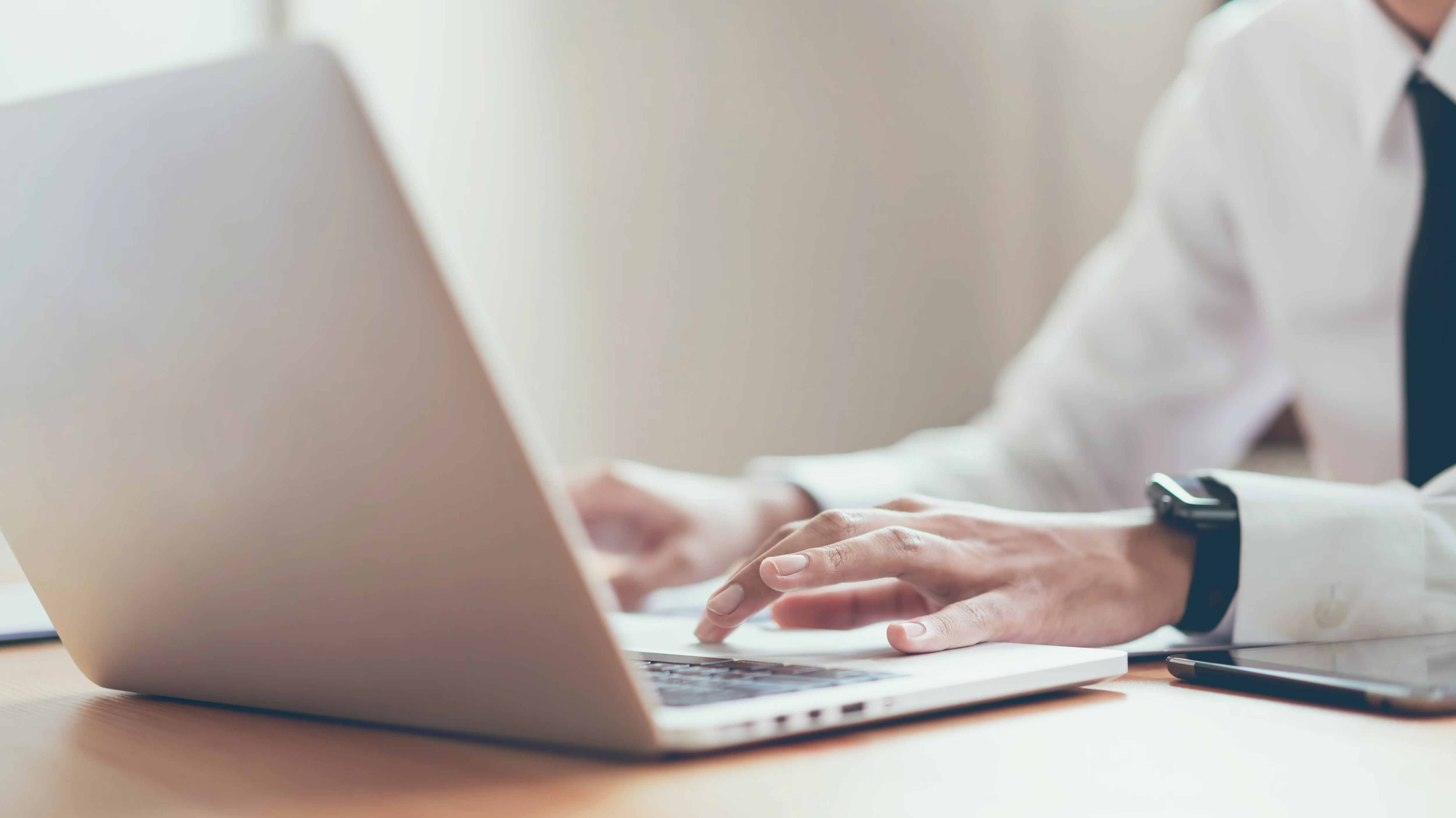 弁護士1人事務所のホームページ制作実績、お勧めする4つの理由（弁護士ドットコムホームページ制作サービス）