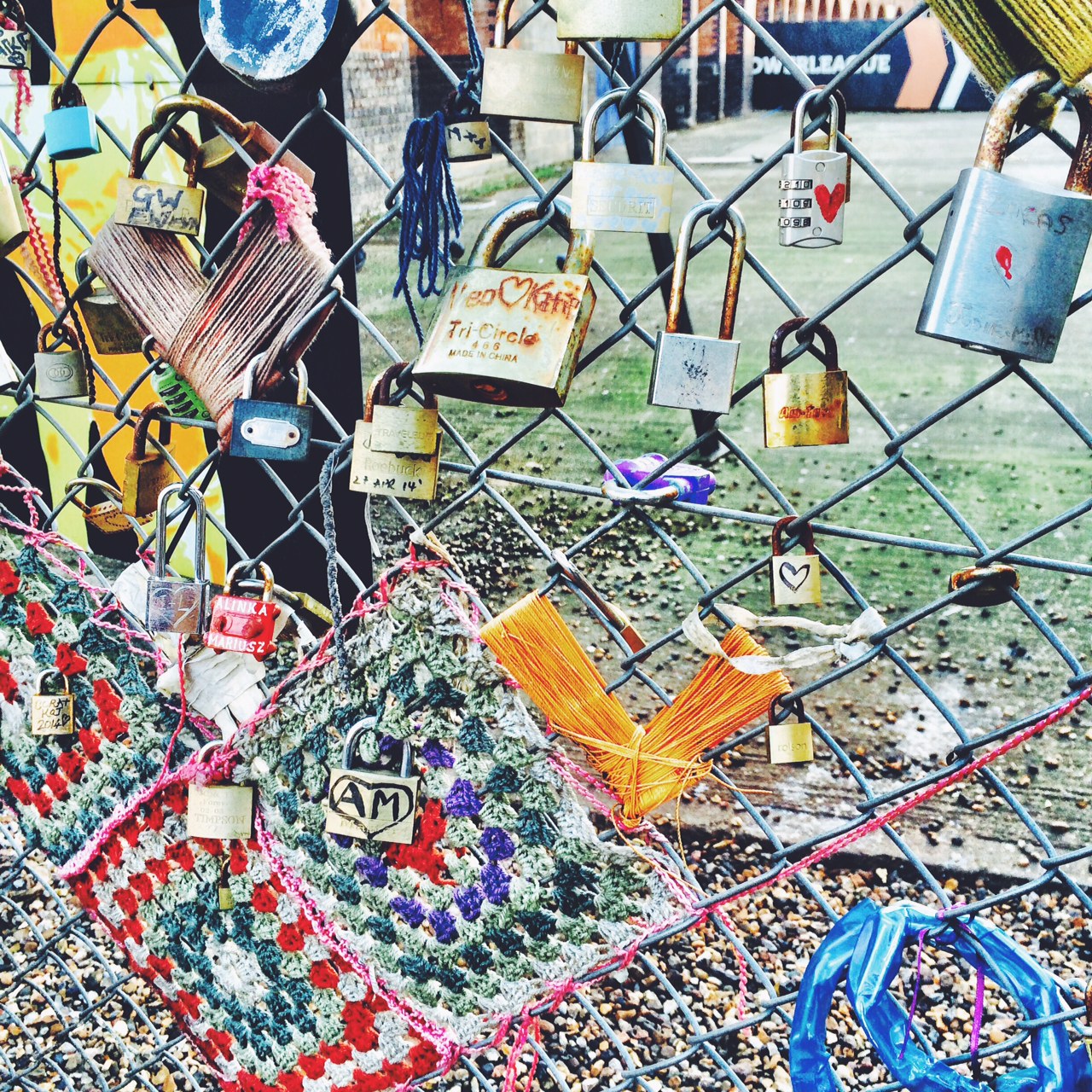 wheler street love lock fence