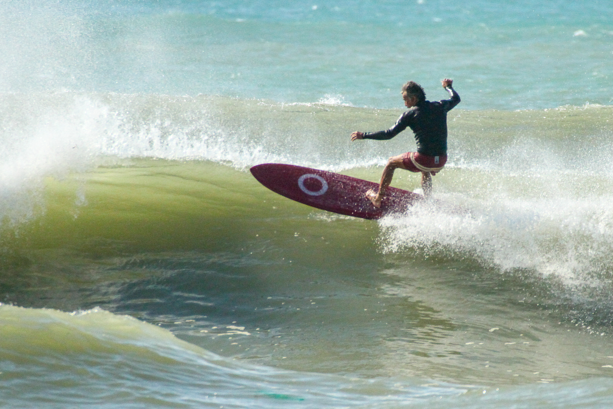 【真木蔵人さん愛用】【中古】TF SURFミッドレングスサーフボード 紫色 真木蔵人さん愛用】【中古】TF SURFミッドレングスサーフボード 紫色