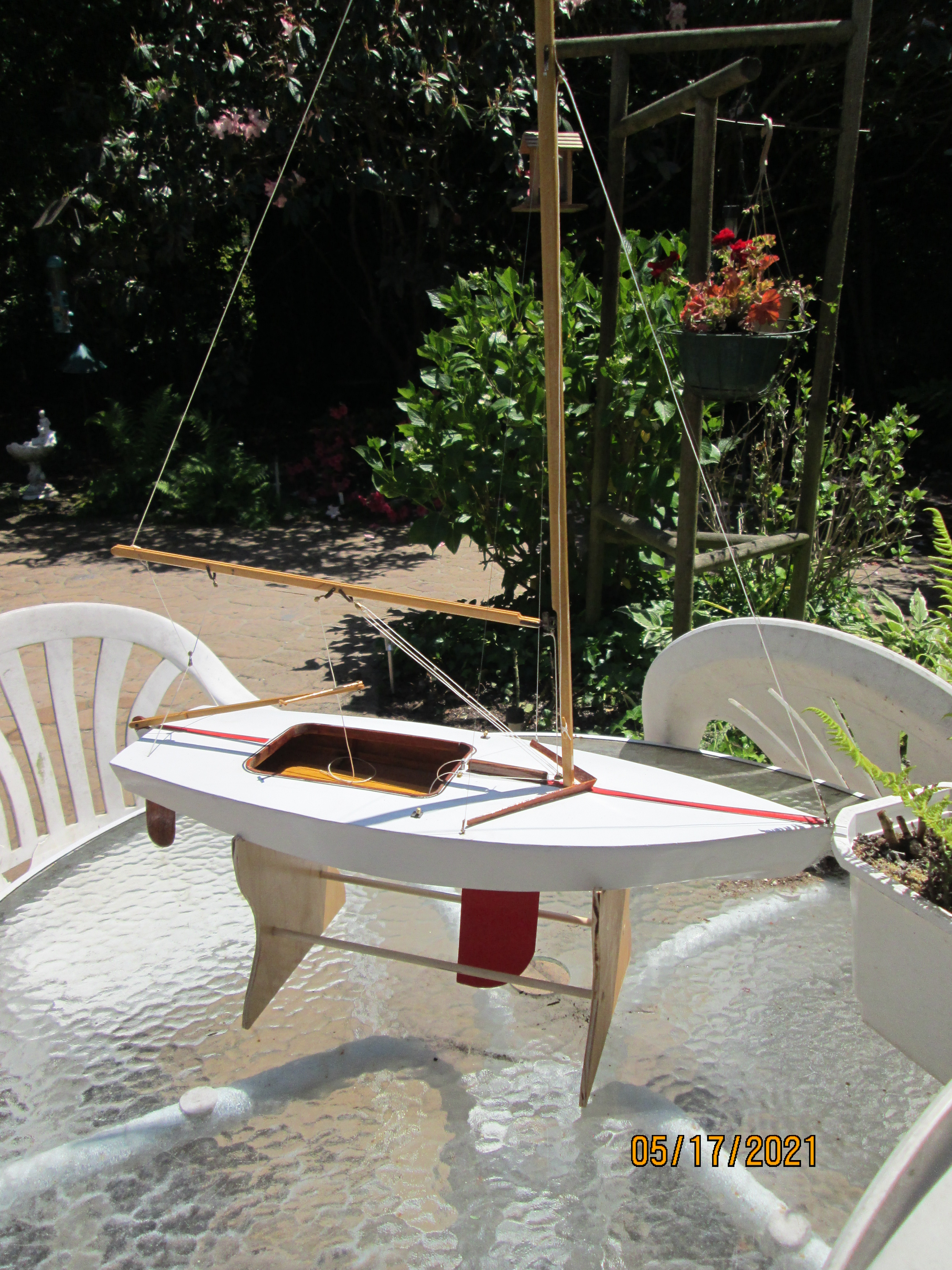 Sailing Skiff by Paul Reck