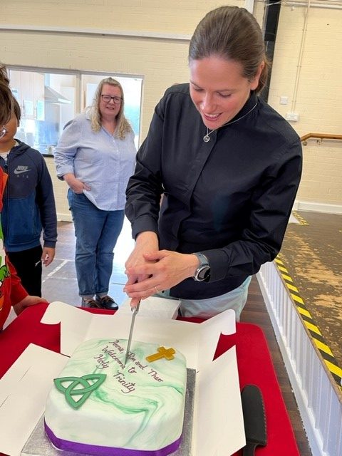 Welcoming our new Curate Anna October 2023