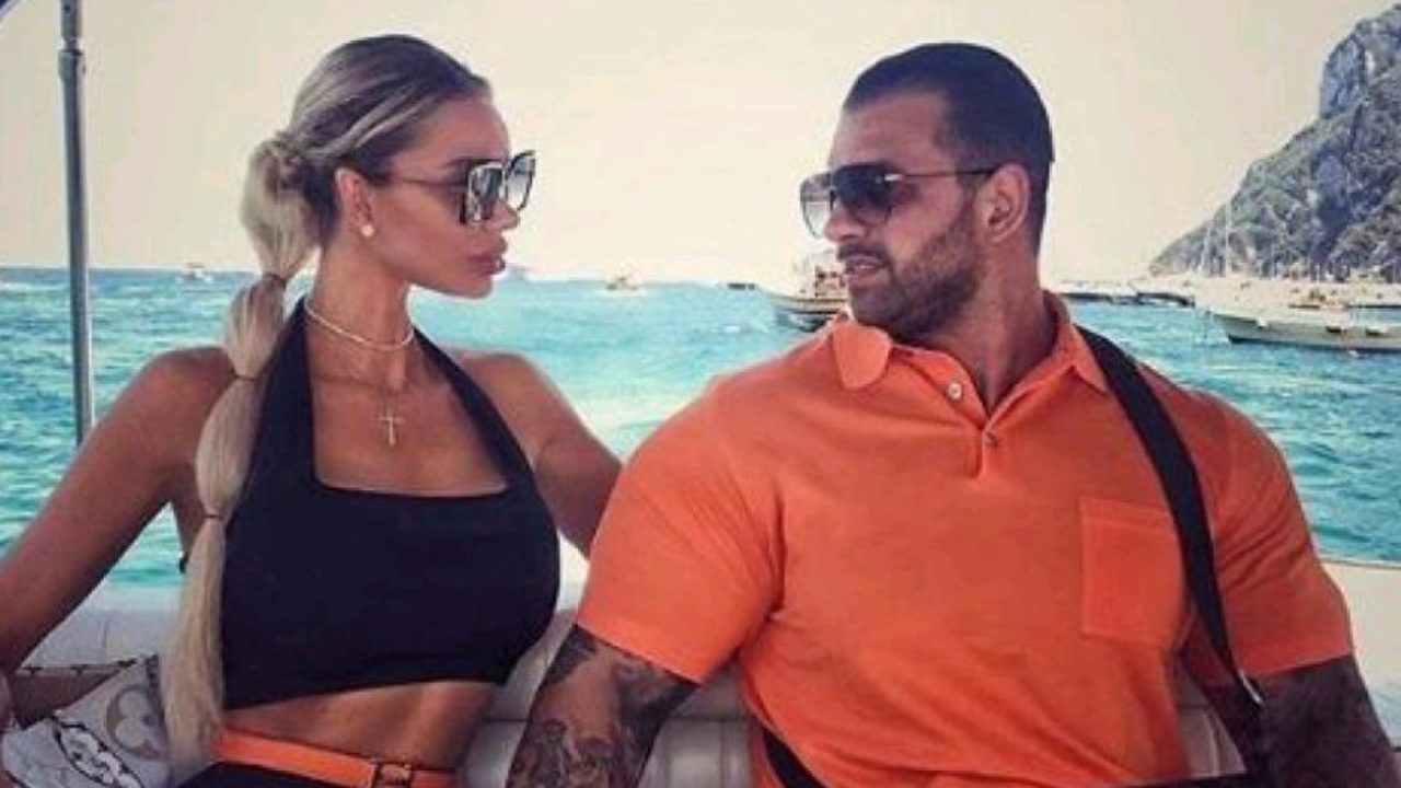 Alex Bodi : Alex Bodi Vrea 200 000 De Euro De La Bianca DrÄguÈanu DespÄgubiri Morale Ce AcuzaÈii Ii Aduce Click Mobile / Radu marinescu a făcut și primele declarații la antena stars despre situația de acum a afaceristului și a explicat și ce proceduri trebuie.