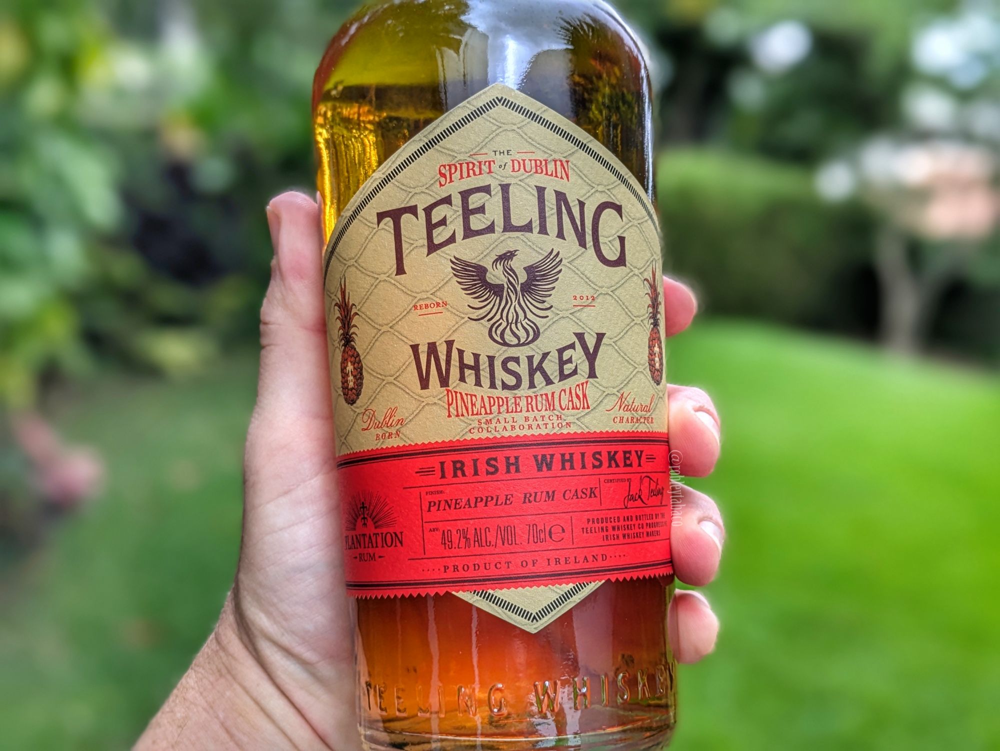teeling-pineapple-rum-cask-02.