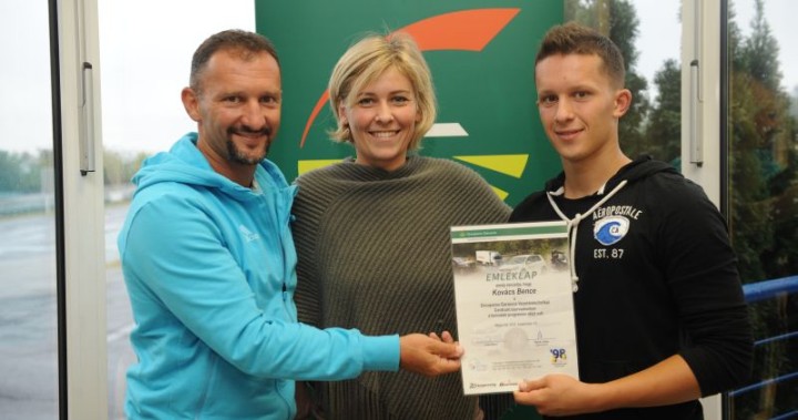 Vor 1 tag · kraszkó zita és párja, kovács koko istván forrás: Hungaroring Sport Zrt Kovacs Koko Istvan Maximalisan Megbizom A Fiamban