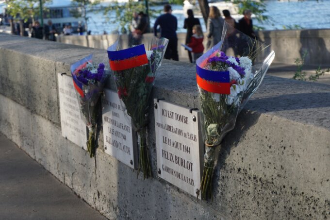Paris_Sadness post attacks