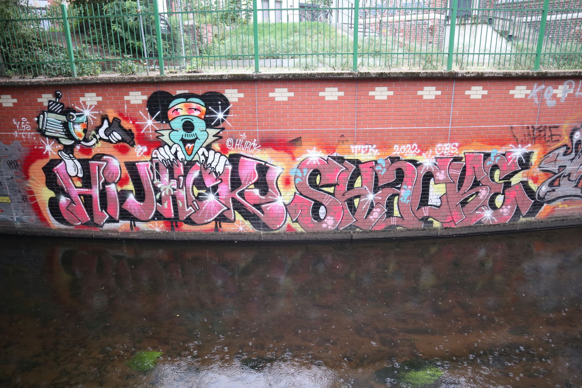 Berlin Graffiti Bombing
