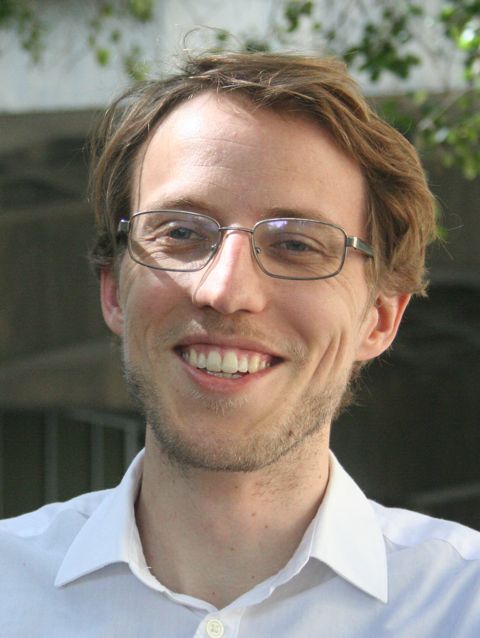 Huthlab People - HD City Photos for Desktop