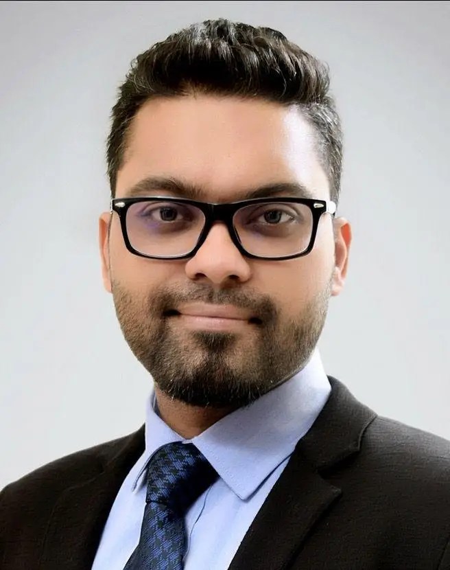 DR. PRATEEK
