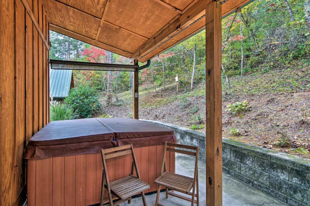 Boat ramp at cedar creek. See This Beautiful Cabin With Hot Tub - Weaverville, North