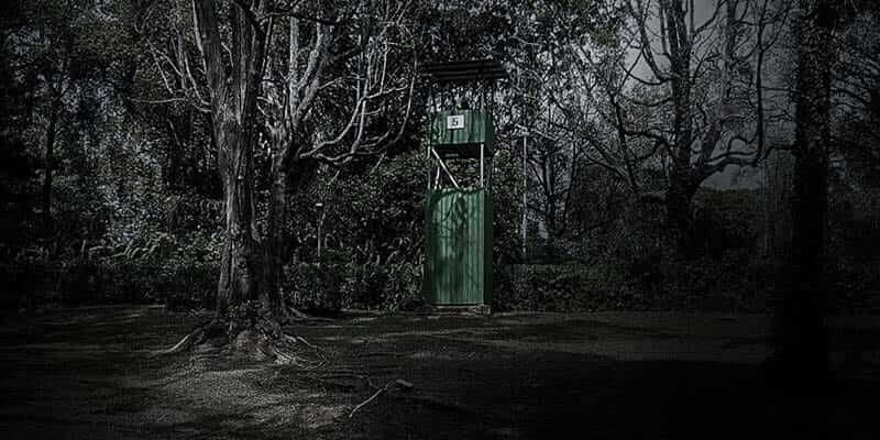 Pulau zombie: survive the night in a live horror game at st. john's
