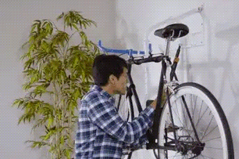 Zero Gravity Racks Save a Ton of Space in Your Cramped Downtown Apartment