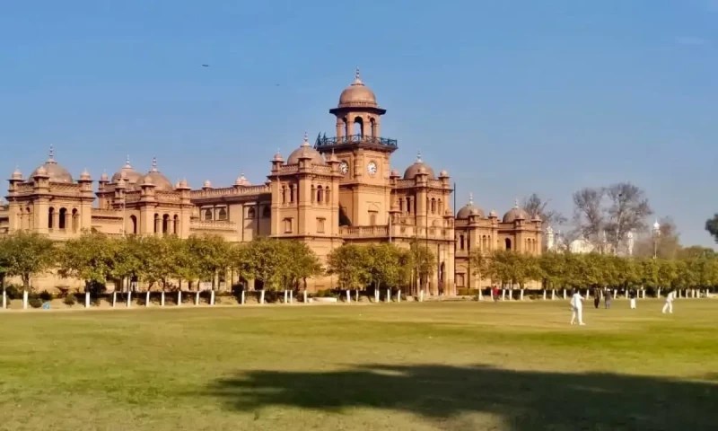 پشاور کے اسلامیہ کالج ہوسٹل میں طالبعلم کی خودکشی، والد کے نام خط سامنے آگیا