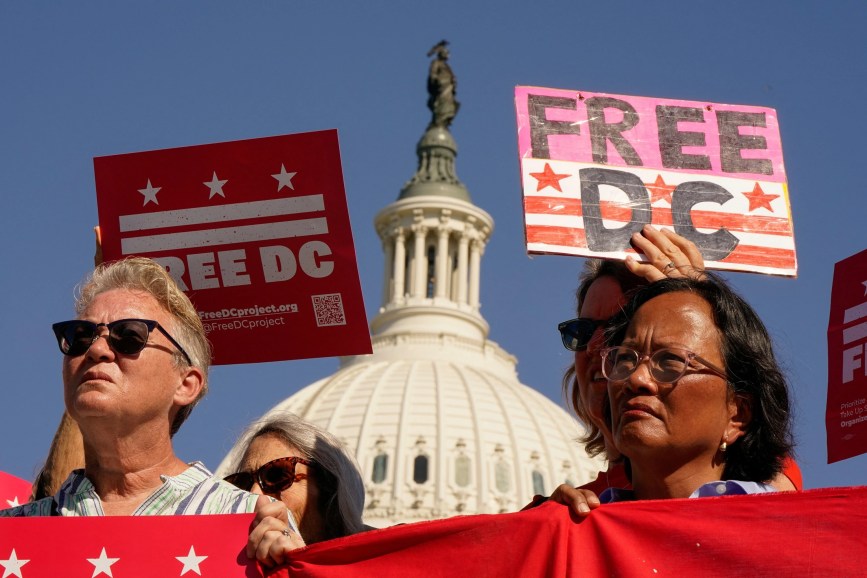 PHOTO: Press conference on Capitol Hill opposing U.S. President Donald Trumpâs deployment of the National Guard and his order to increase presence of federal law enforcement in Washington