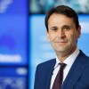 El director general de ASML se moja con China: «Está entre 10 y 15 años más atrasada en chips que Occidente»