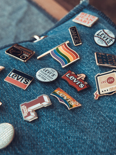 8 Ofertas Levi S En Amazon Camisetas Chanclas Y Zapatillas Rebajados