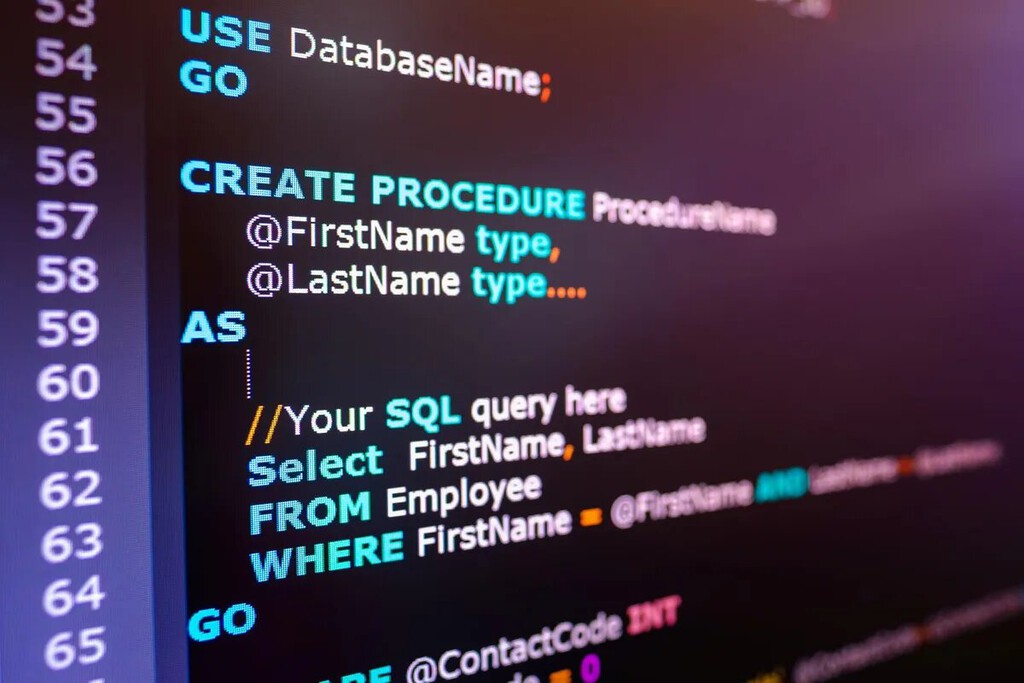 Python sigue reinando como lenguaje de programación, con C muy cerca. Y SQL es cada vez más útil para encontrar trabajo