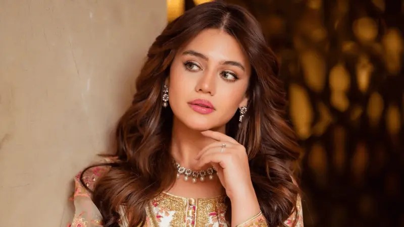 Zara Noor Abbas on Industry Friendships, Sajal Aly & Personal Growth | Excuse Me Podcast Highlights (2026)