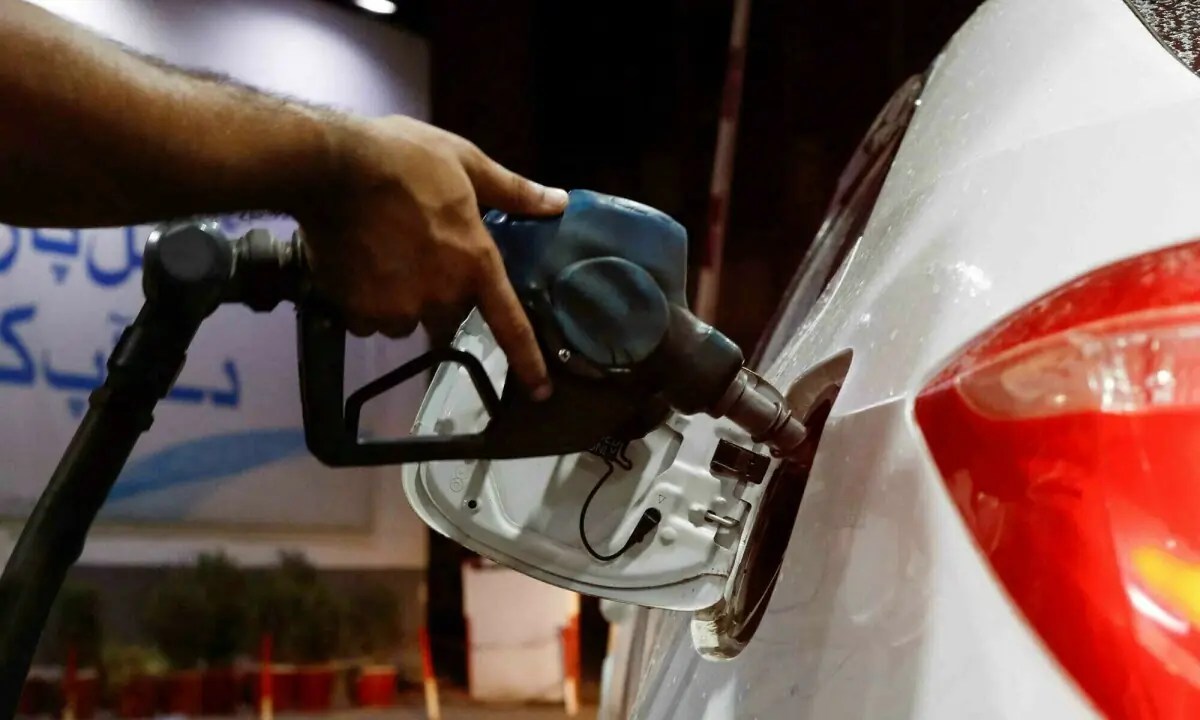 Petrol & Diesel Prices Surge in Pakistan: Impact on Transport and Economy (2026)