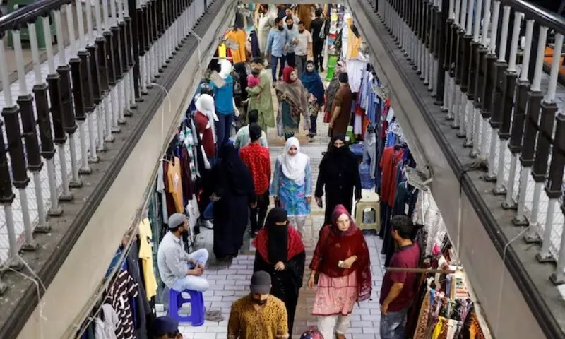 Pakistan's External Sector Crisis: FDI Decline, Current Account Deficit & More (2026)