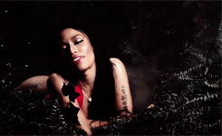 Gif Rmbr When I Didnt Have Photoshop So I Had To Make All My S In A Different Way Anaconda Music Video My Nickiminaj Gif Animado En Gifer De Nikazahn