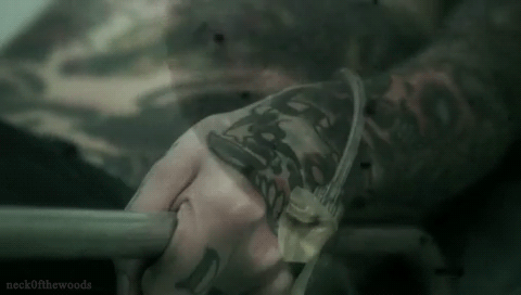 Bring Me The Horizon Bmth Beenwatching The Show Since He Started Gif - Find On Gifer 272_x_480_gif