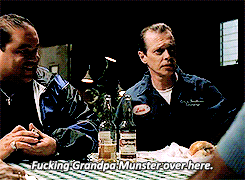 Sopranos Vito Gif : Paulie Walnuts Gualtieri Hbo 5x02 Gif Find On Gifer