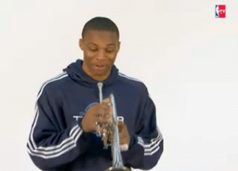 Russell westbrook thought he was being super sneaky during the. Baloncesto Basquetebol Russell Westbrook Gif Find On Gifer