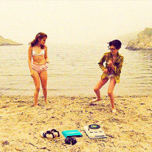 pix Moonrise Kingdom Beach Scene wes anderson moonrise kingdom gif