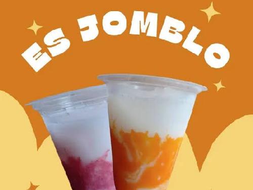Ice Si Jomblo, Perum Pilar Gading Mas, Ana Indah Sari