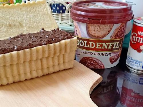 Roti Bakar Siroba, Dika Aprilia Lestari