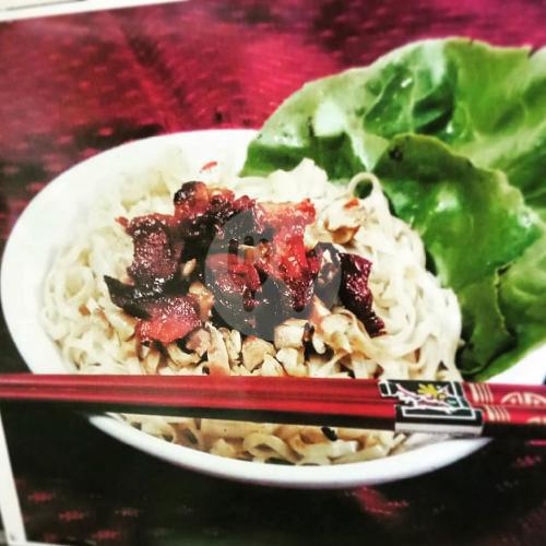 23 Tempat Makan Mie Jamur Favorit di Surabaya